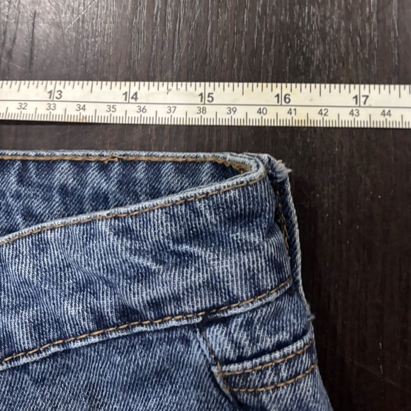 Ashley Mason Pearl Studded Buttonfly Light Wash Denim Blue Jeans Size 9/29 - Picture 7 of 15